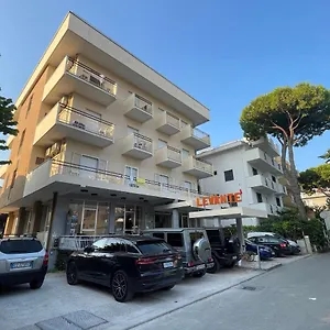Levante A Pochi Passi Dal Mare Riccione
