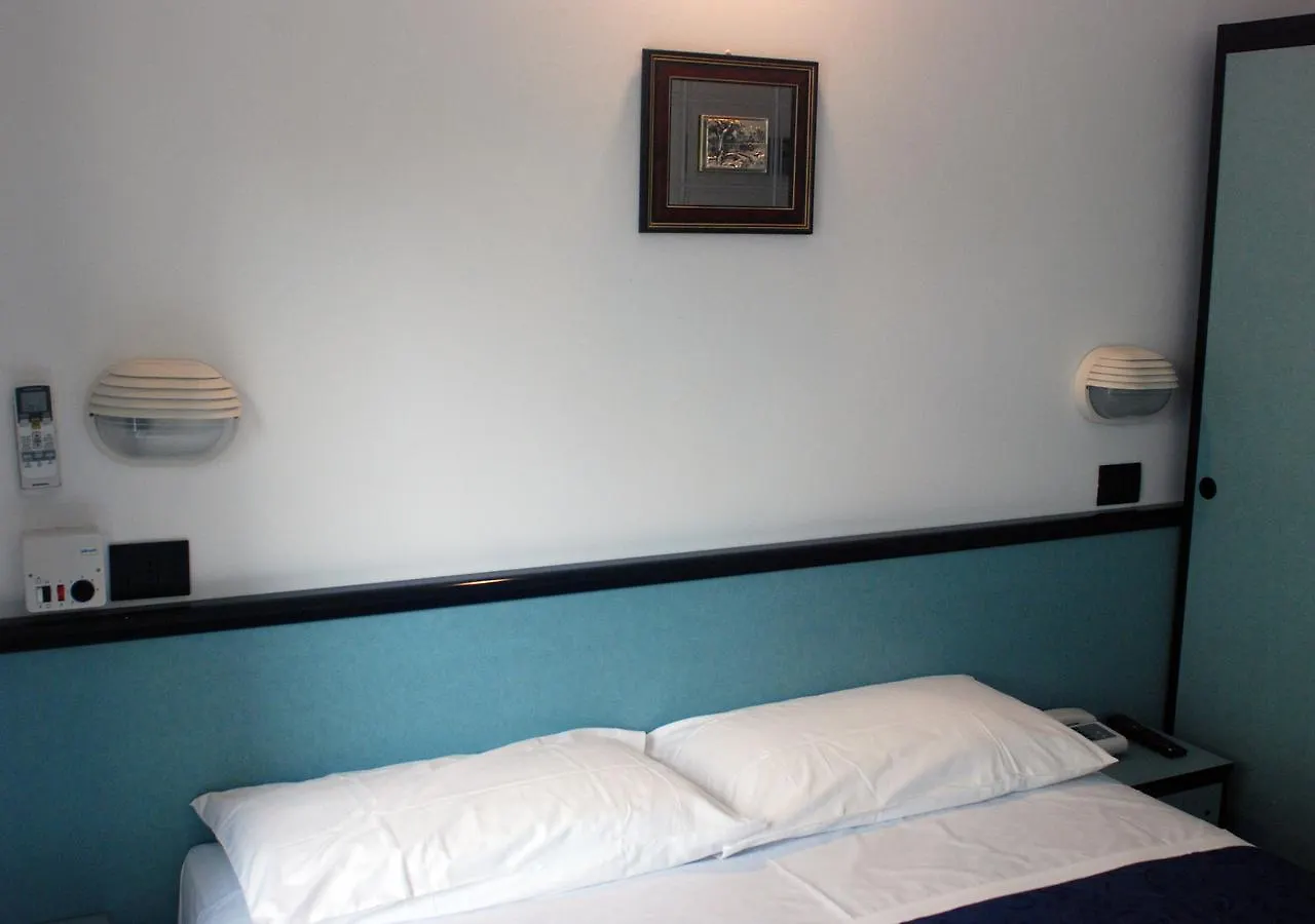 Hotel Caravelle Riccione 2*,  Italy